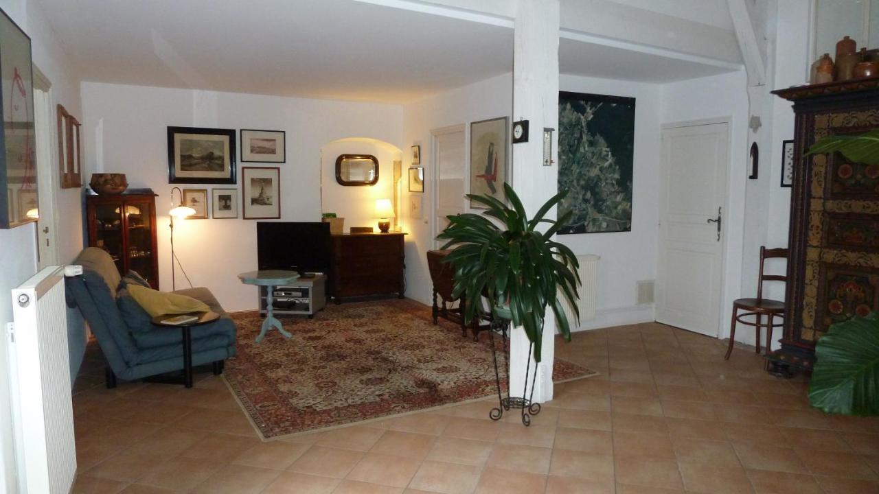 Appartement Pres De Dole Menotey Exteriér fotografie